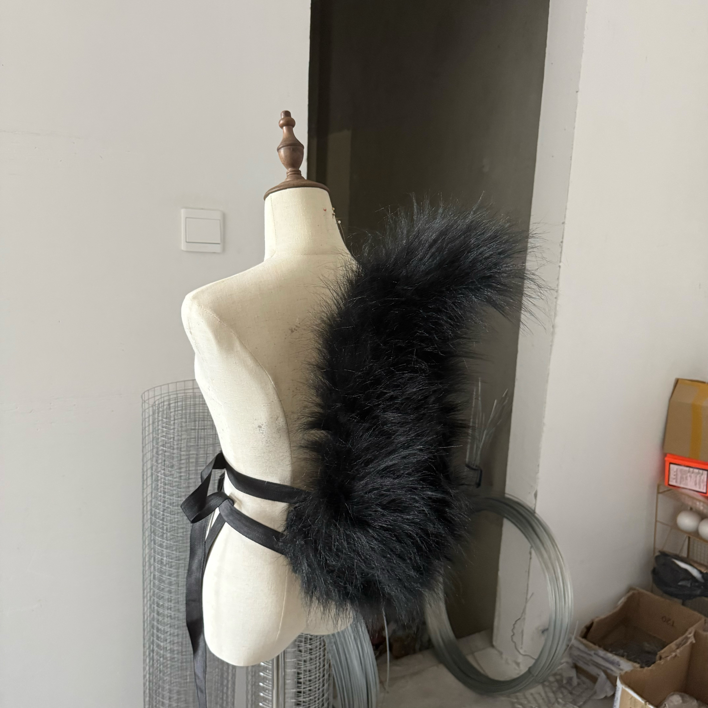 New Hand Made Work Black Squir - Cosplay Prop Works recension och pris